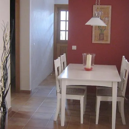 Playa Blanca Sleeps 4 Pool Wifi Villa *